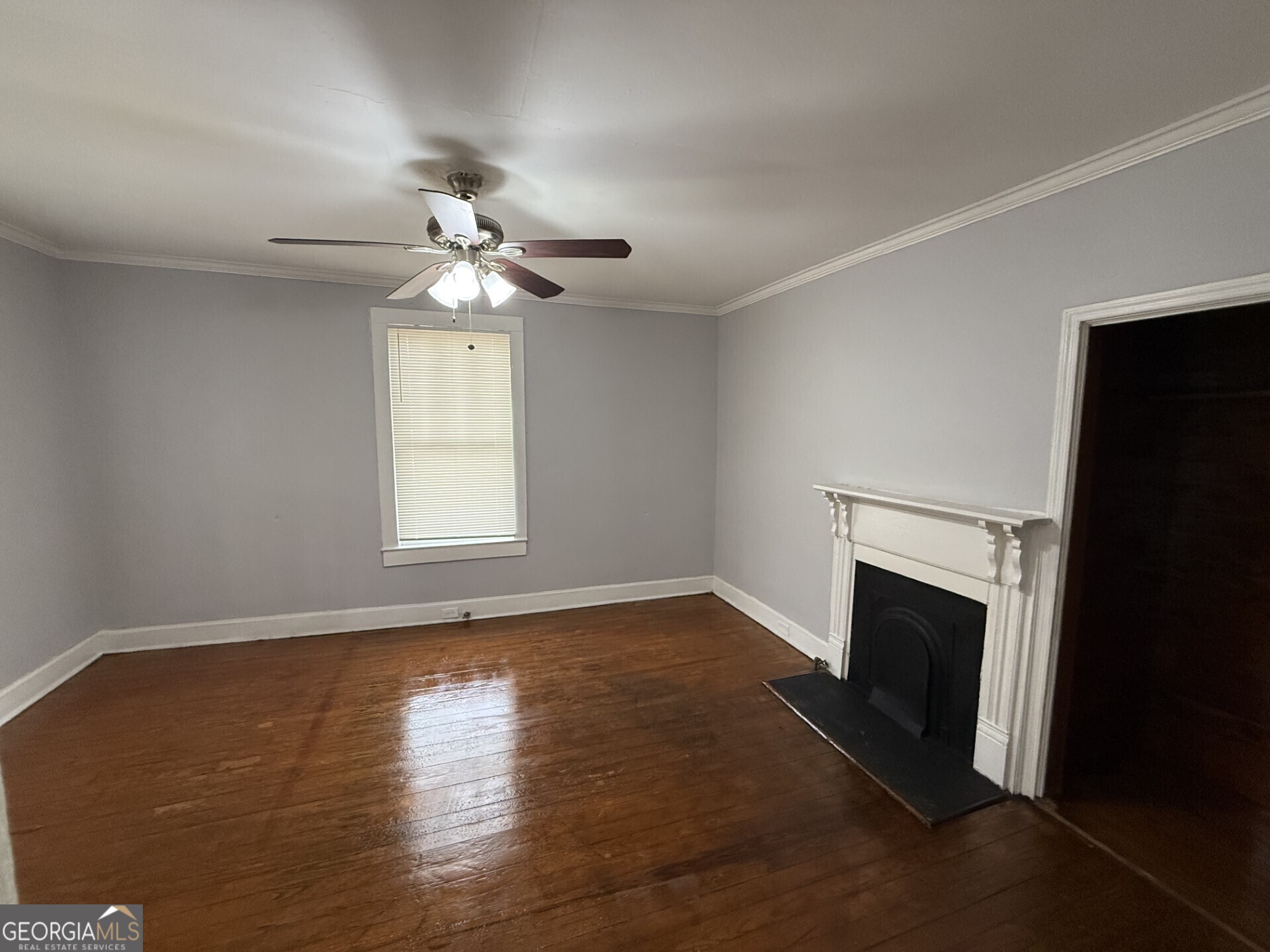 416 Middle Street Property Photo 2