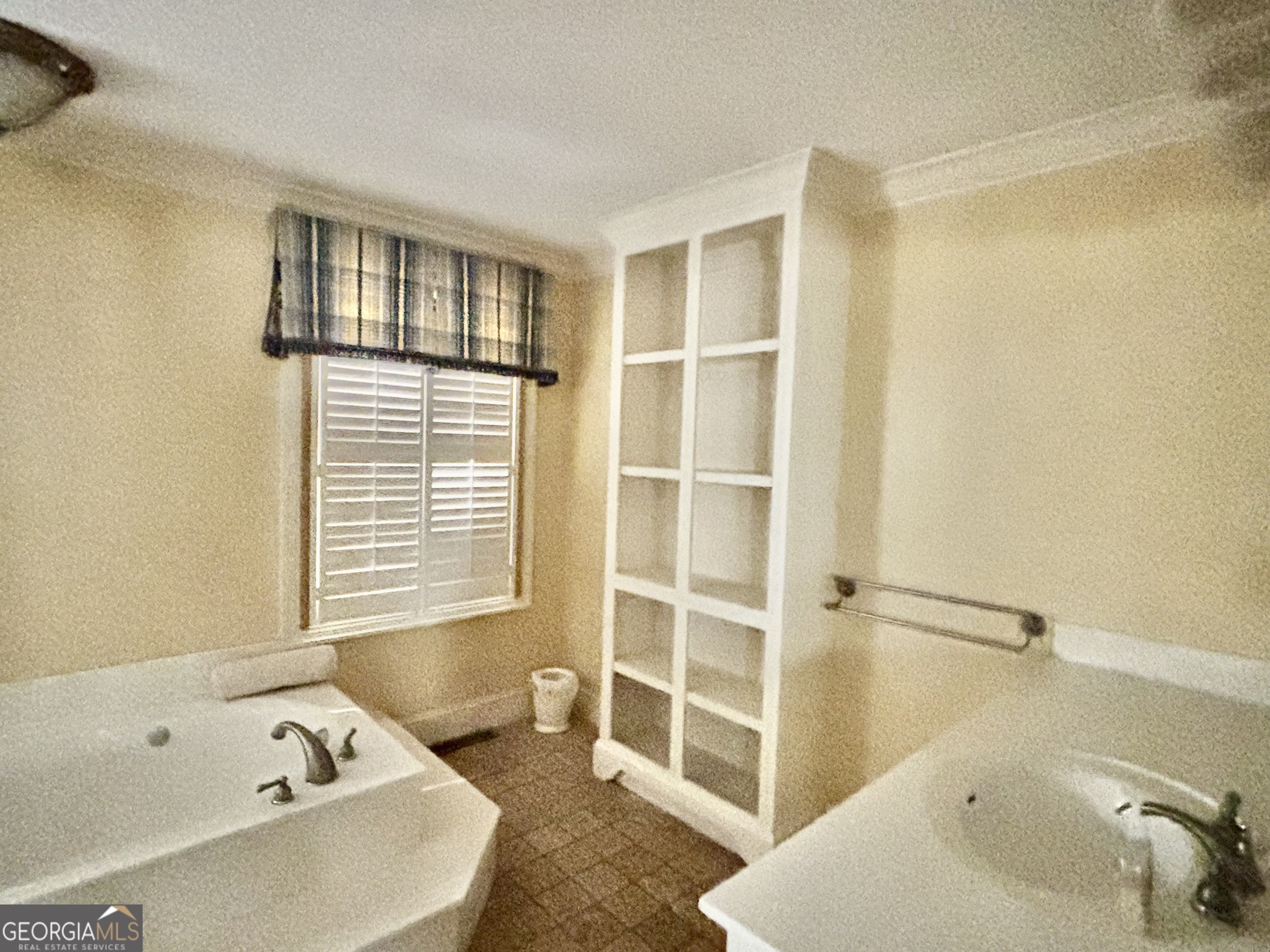 230 White Road Property Photo 21