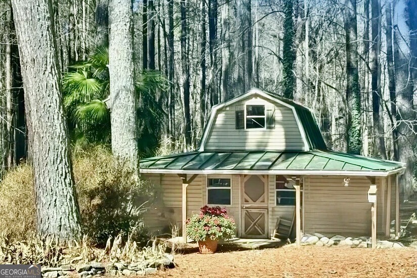 230 White Road Property Photo 26