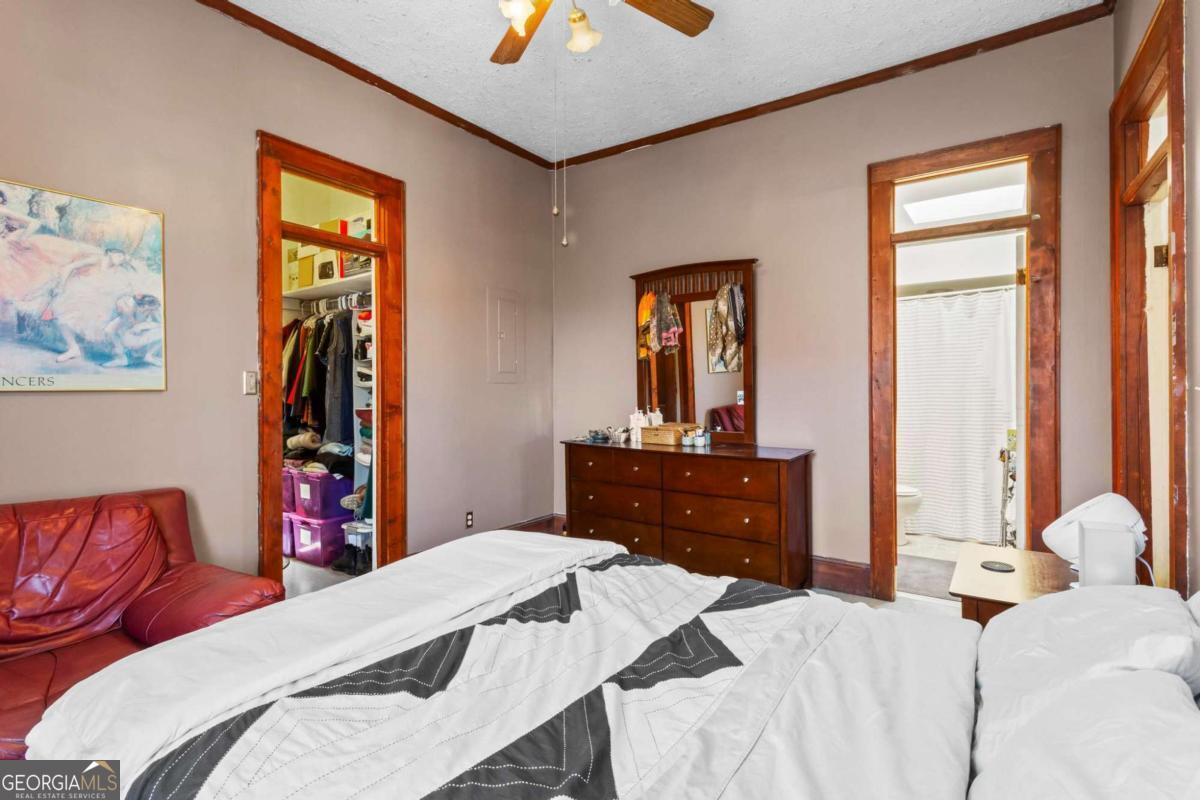 803 Lake Avenue Ne Property Photo 20