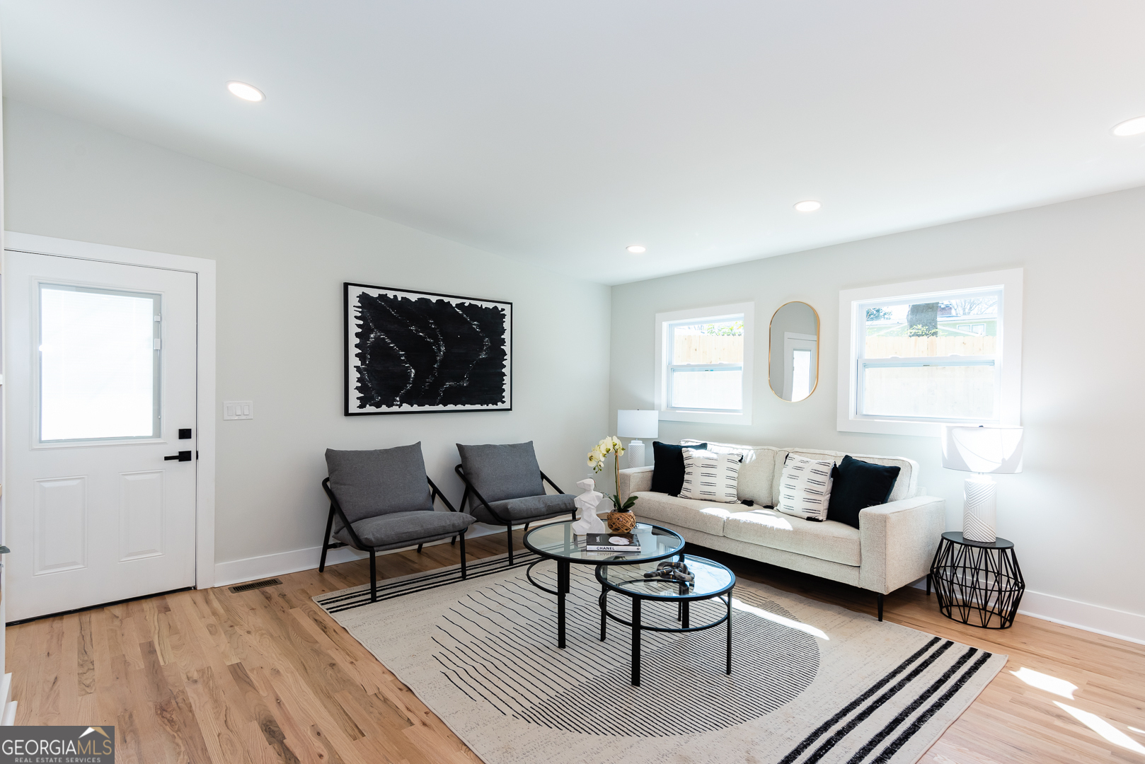 1667 Grace Street Property Photo 24