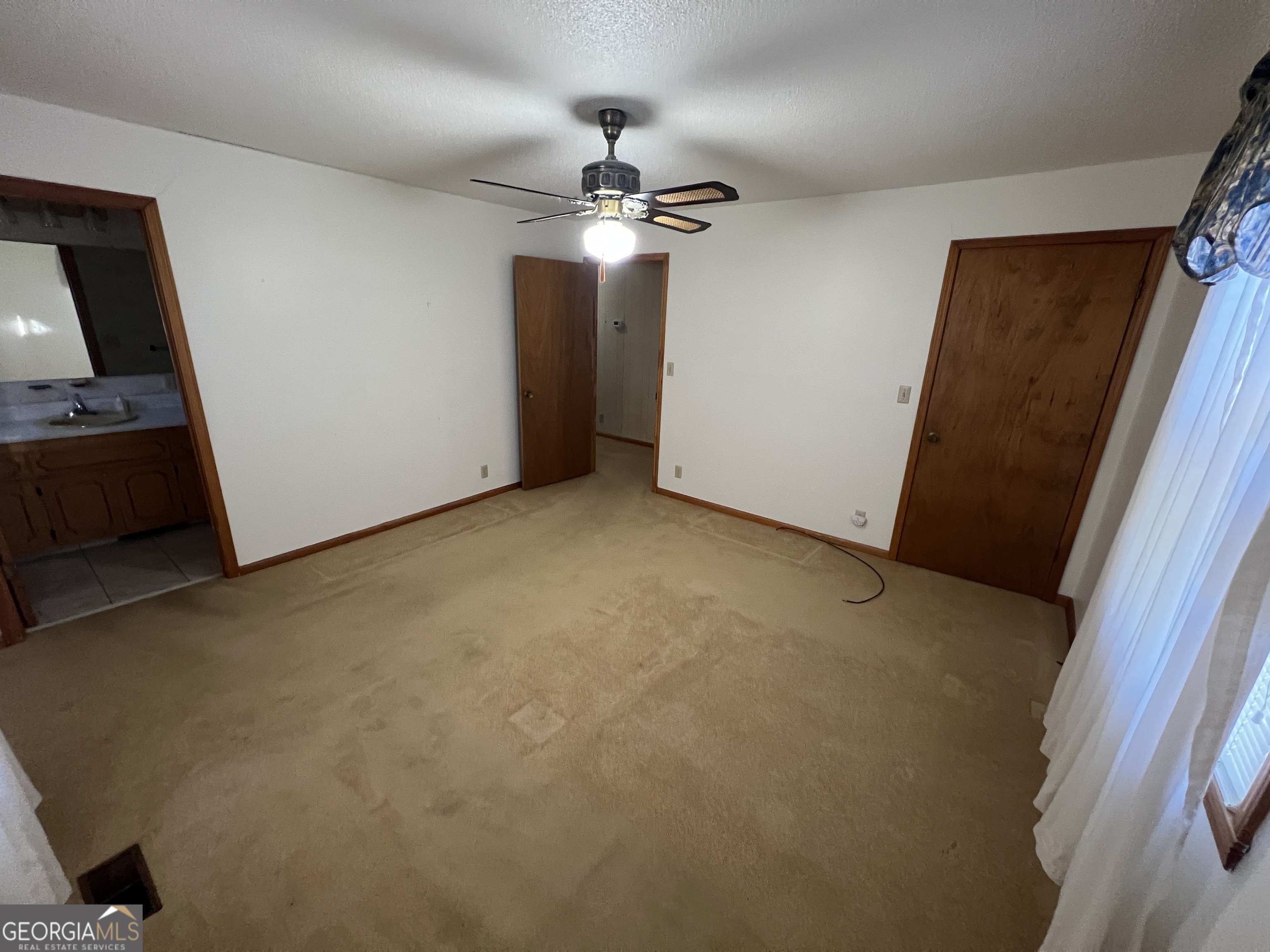 651 Yancey Road Property Photo 62