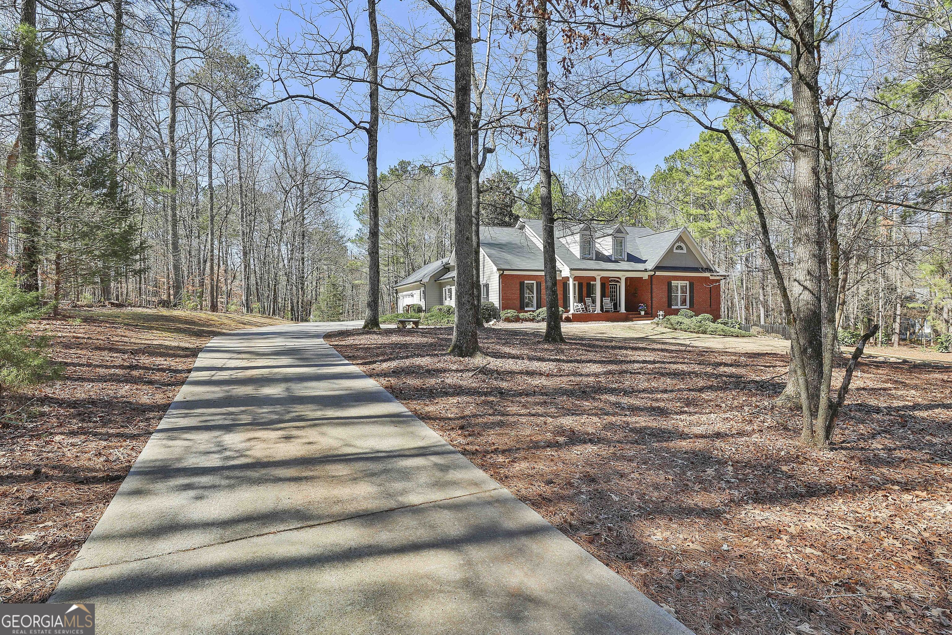 190 Postwood Drive Property Photo 3