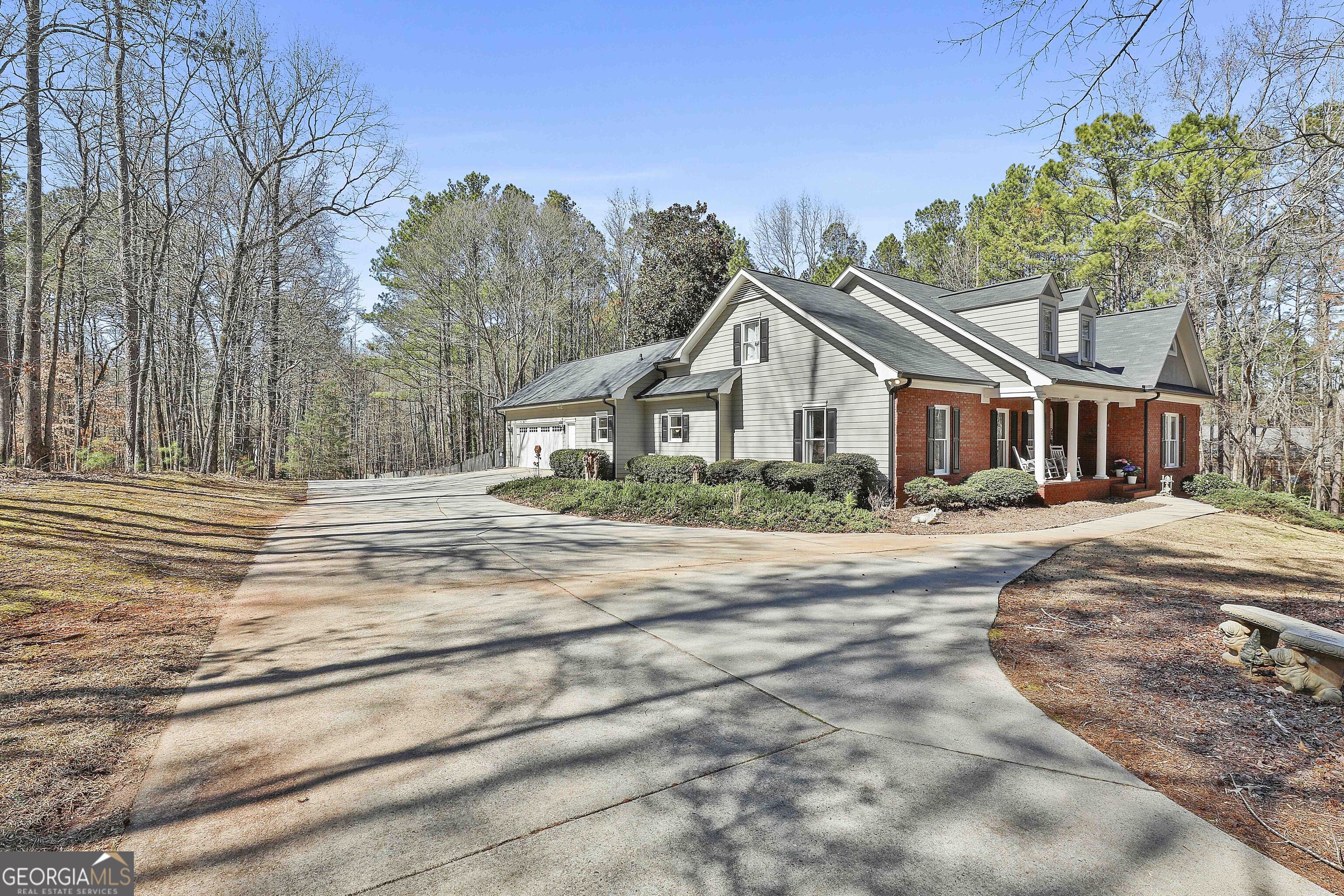 190 Postwood Drive Property Photo 4