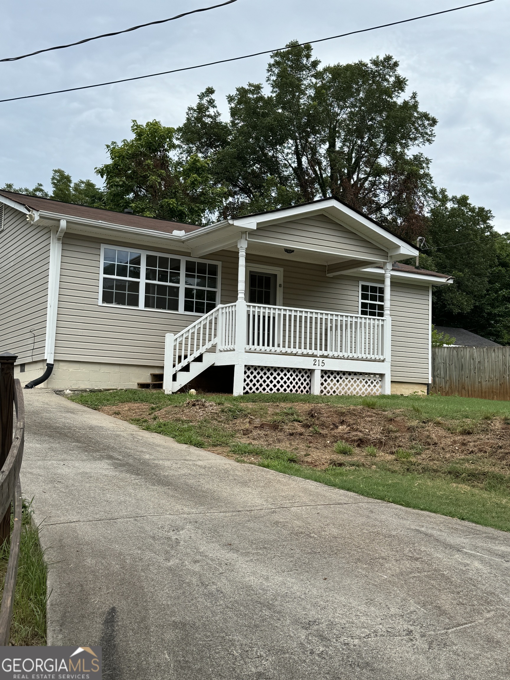 215 Arcadia Street Property Photo