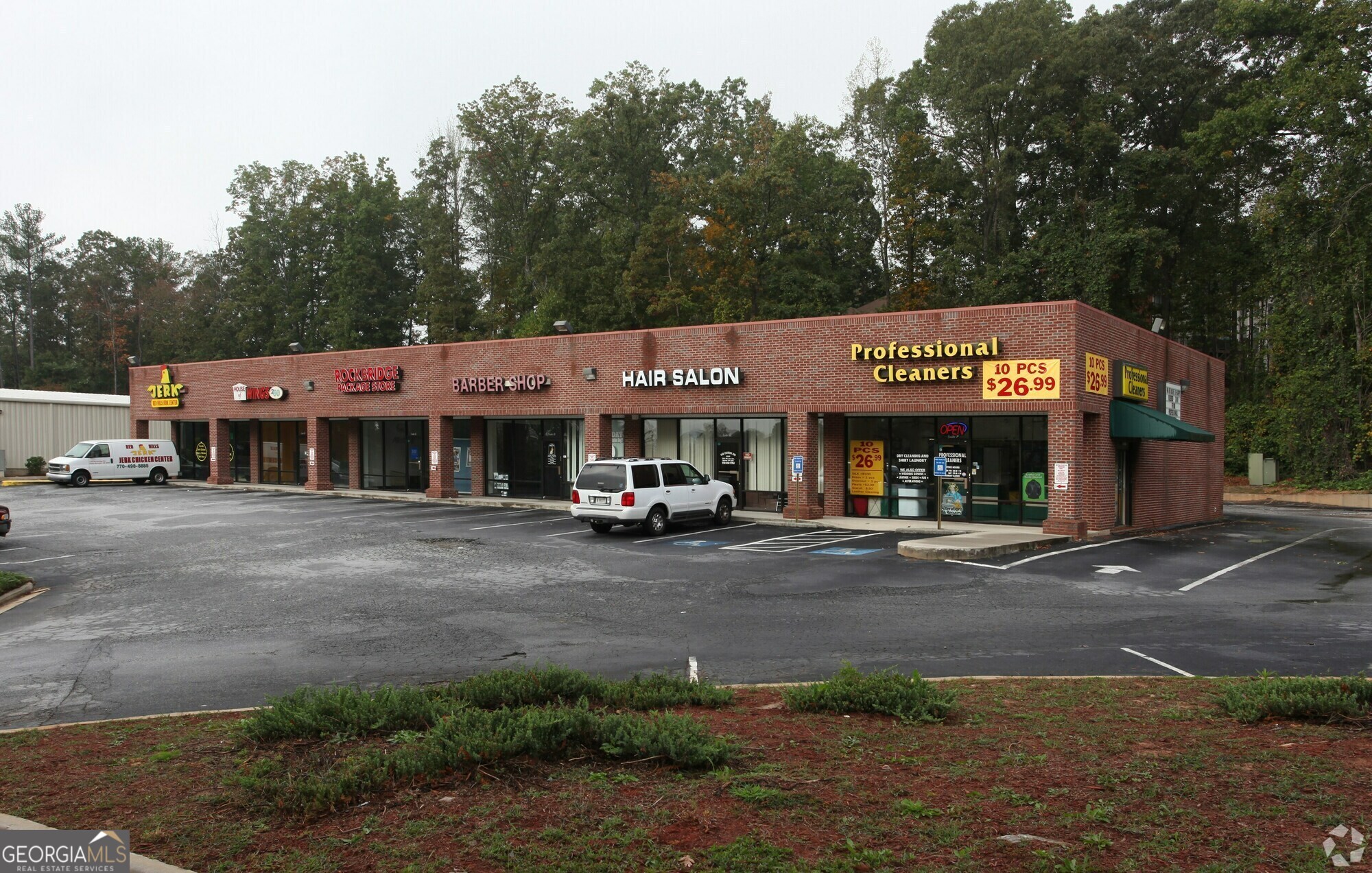 7185 Rockbridge Road Property Photo