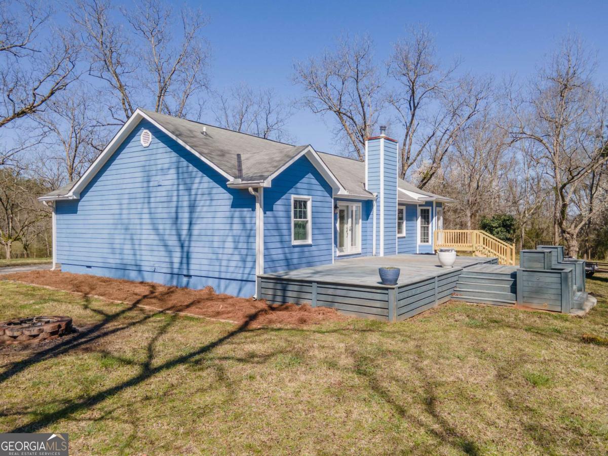 4153 Wallace Road Property Photo 5