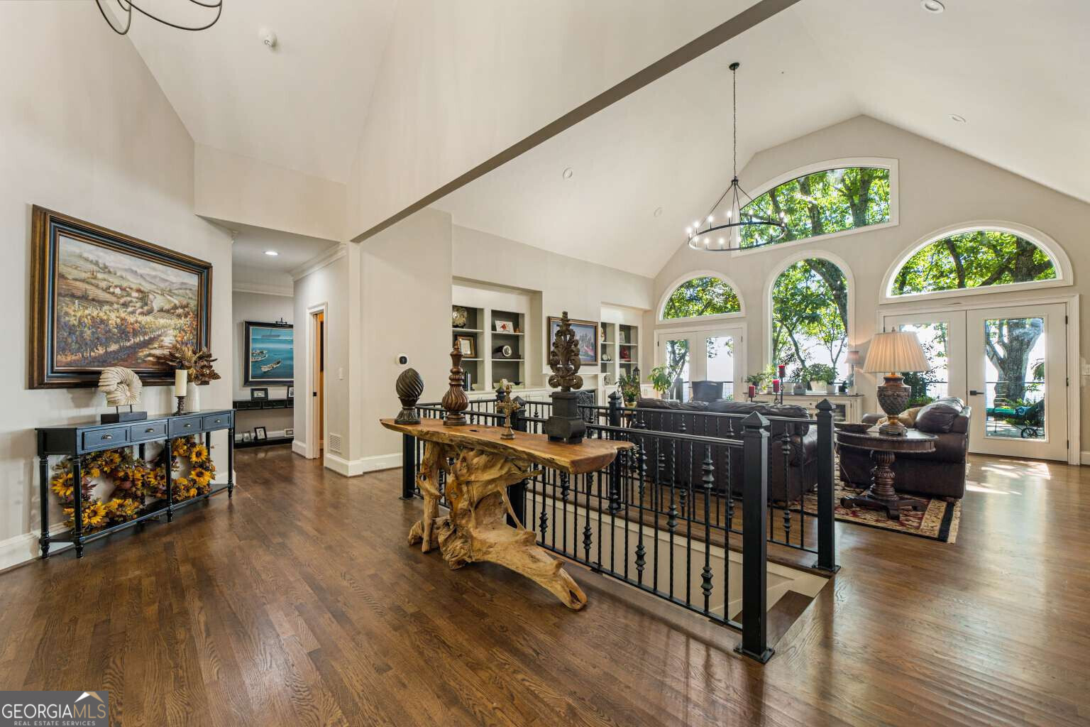 912 Mcelroy Mountain Drive Property Photo 4