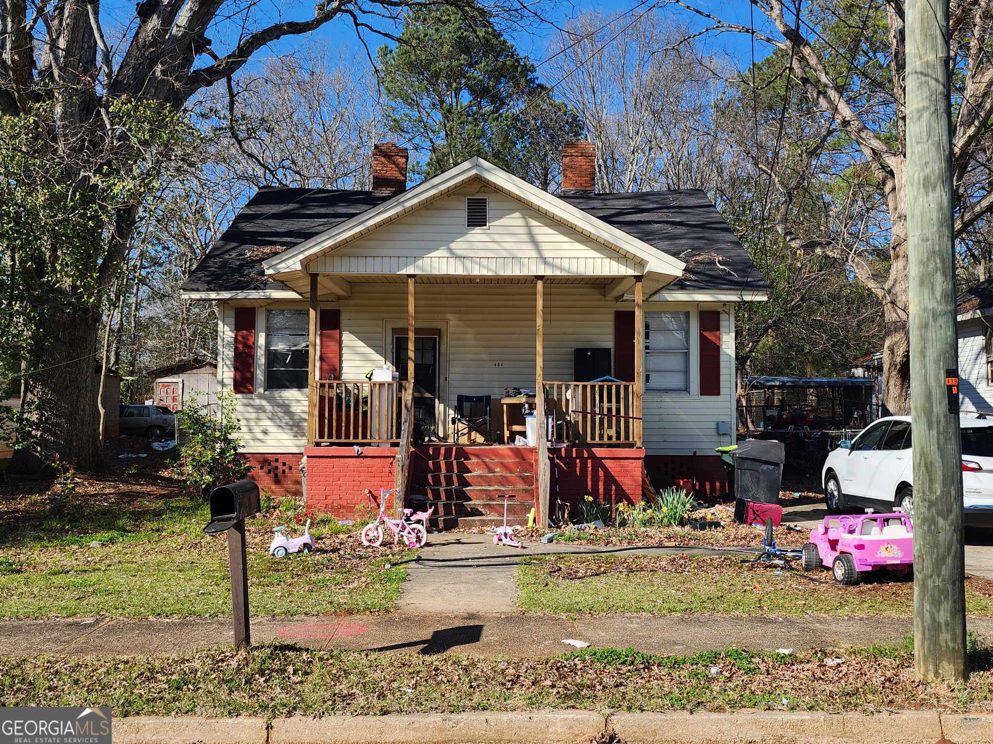 464 North Main Street Property Photo