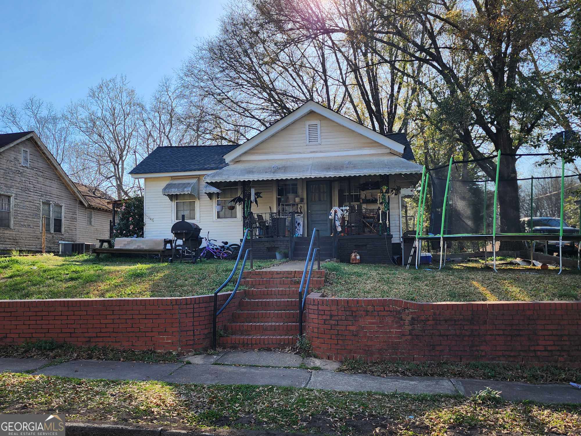 418 E Street Property Photo