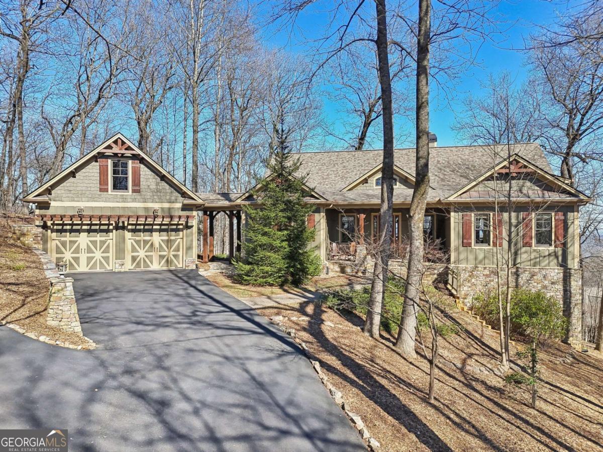 2084 Ridgeview Drive Property Photo