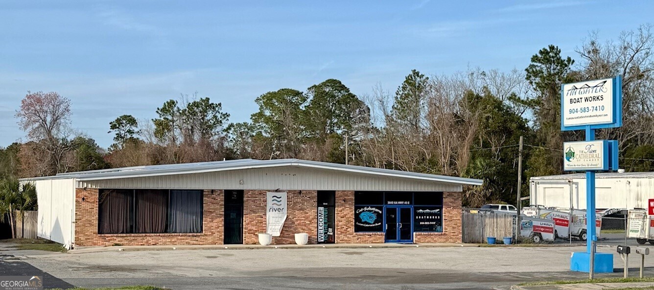 3842 Ga Highway 40 E Property Photo 1