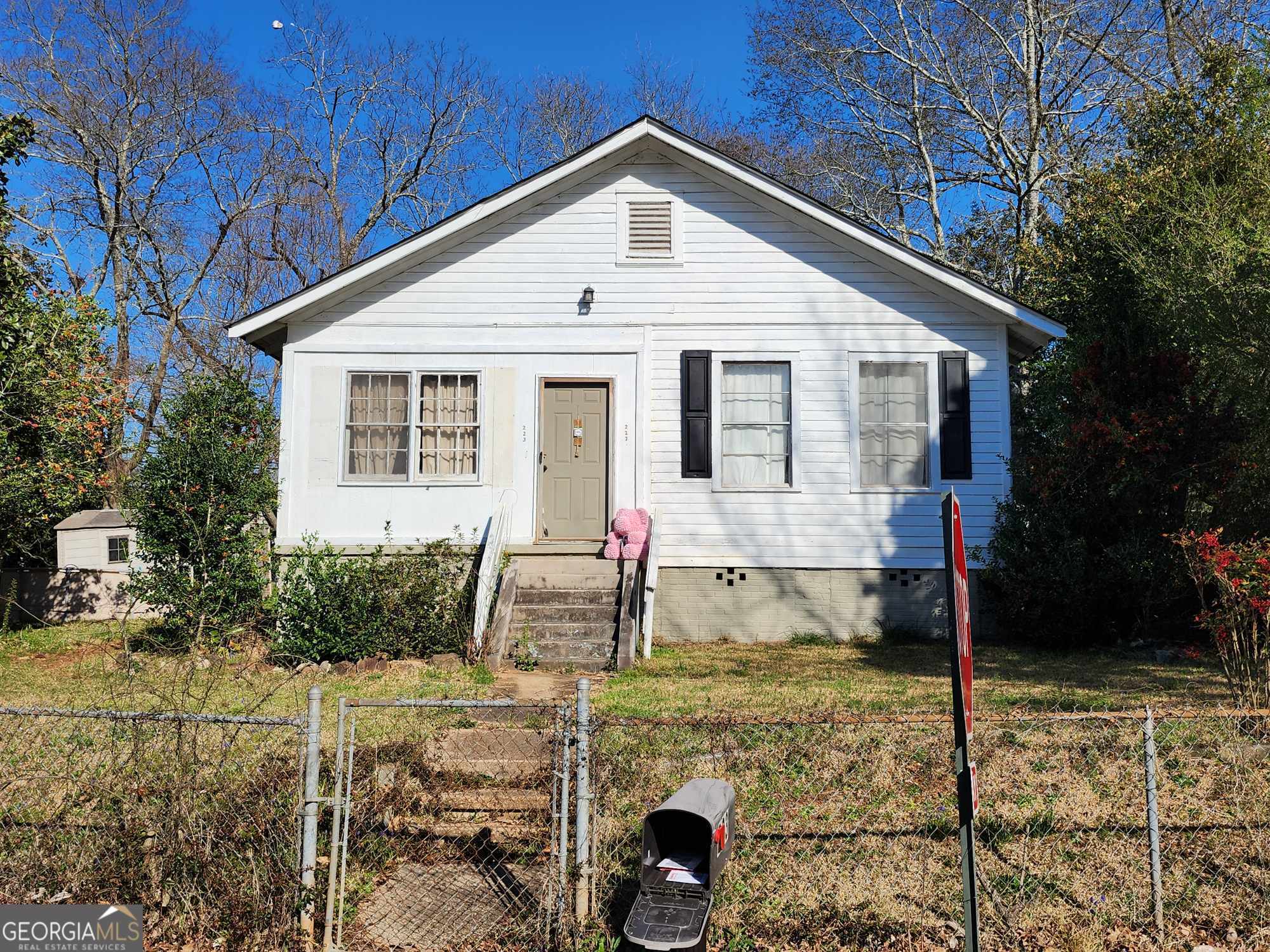 223 E Street Property Photo