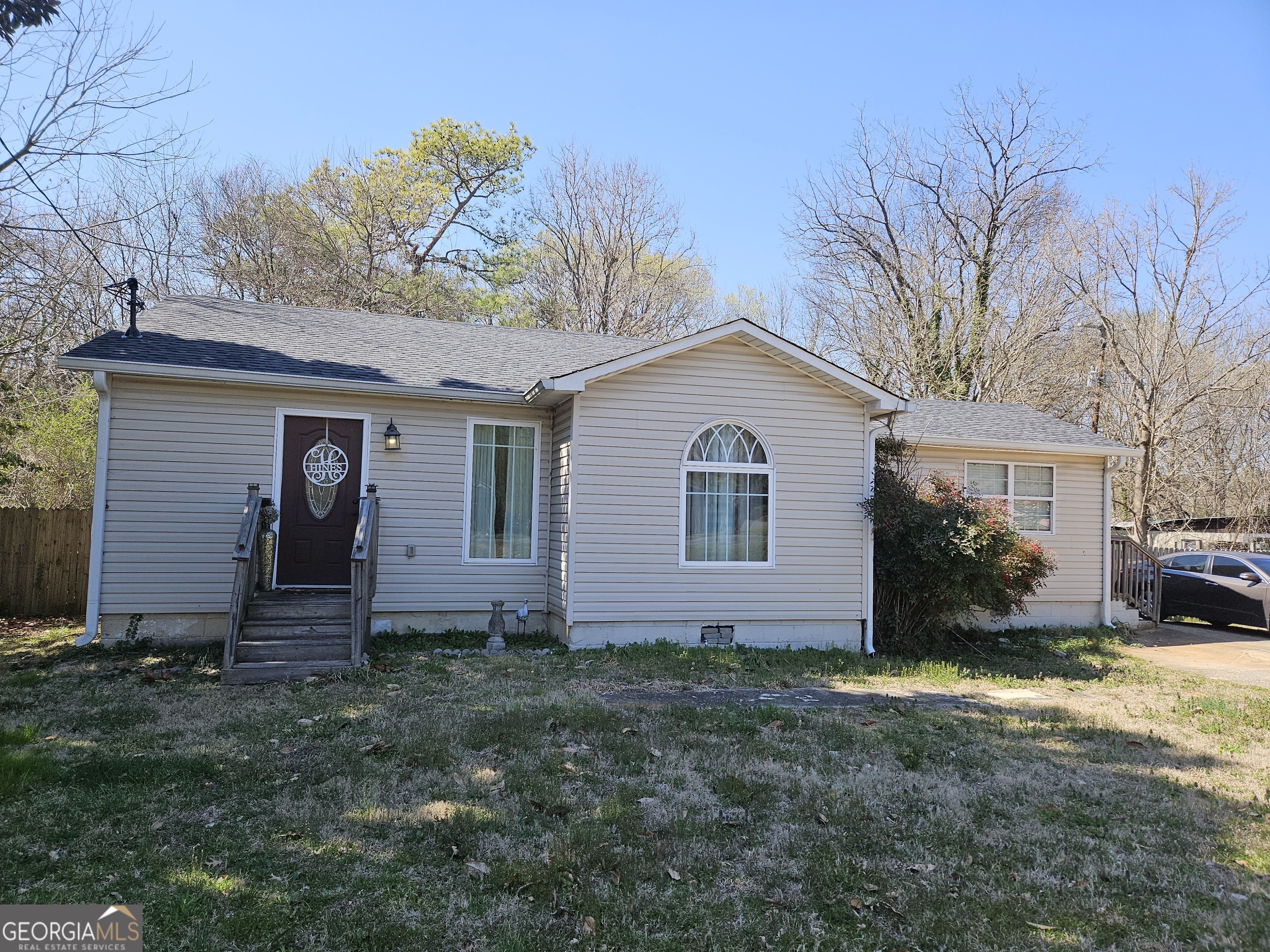 2416 Maple Road Se Property Photo
