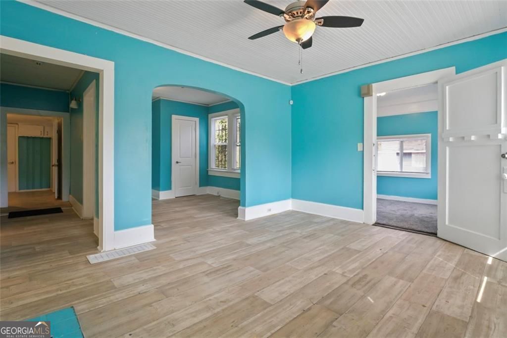 2431 Fairburn Road Sw Property Photo 4