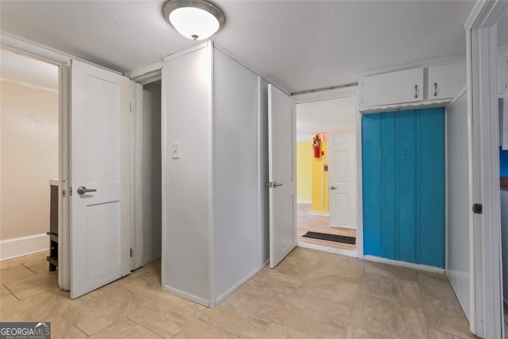 2431 Fairburn Road Sw Property Photo 9