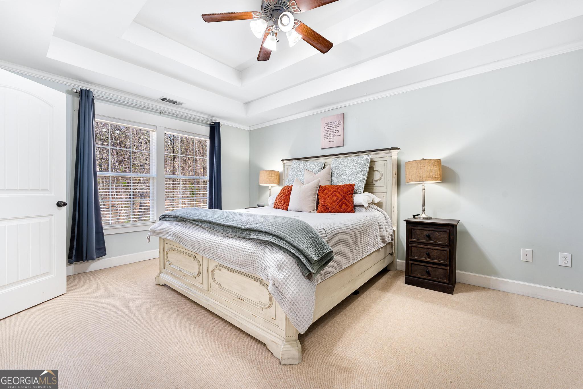 120 Queen Circle Property Photo 4