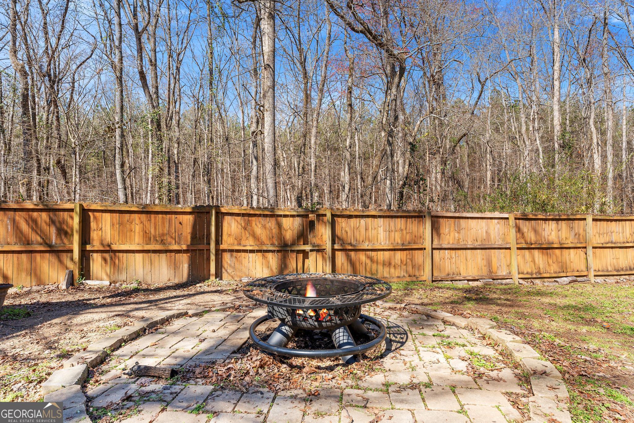 120 Queen Circle Property Photo 5