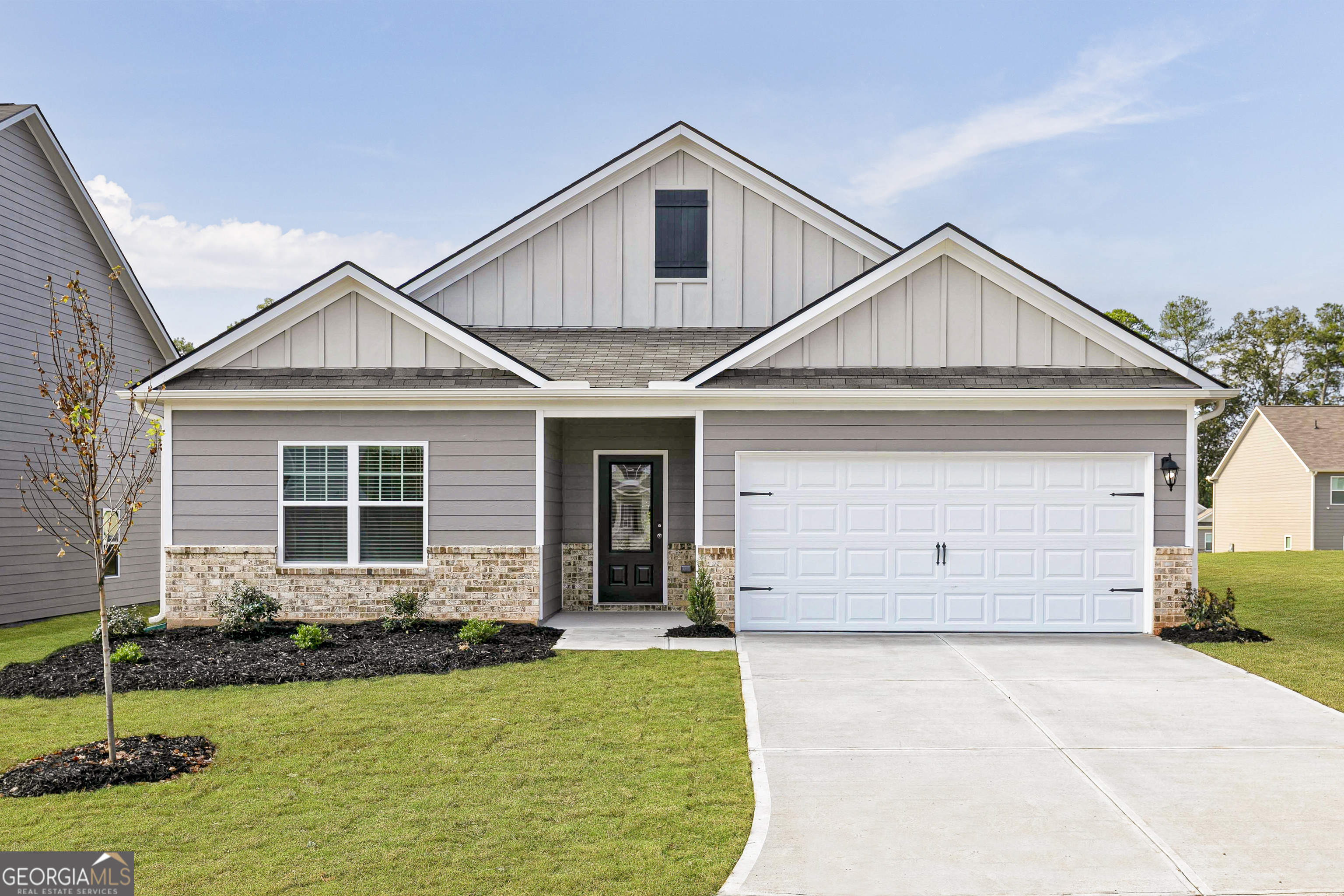 289 Limestone Circle Property Photo 1