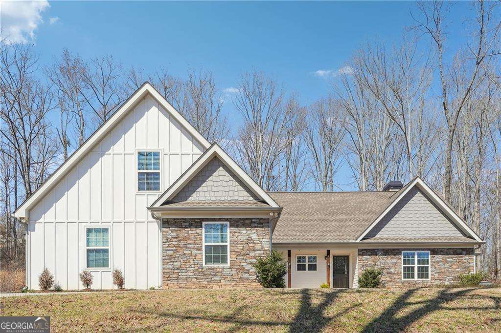 30054 Real Estate Listings Main Image