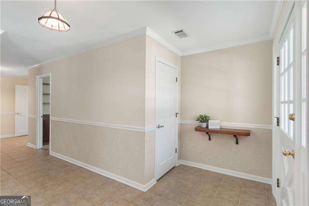 103 Eubanks Court Property Photo 14