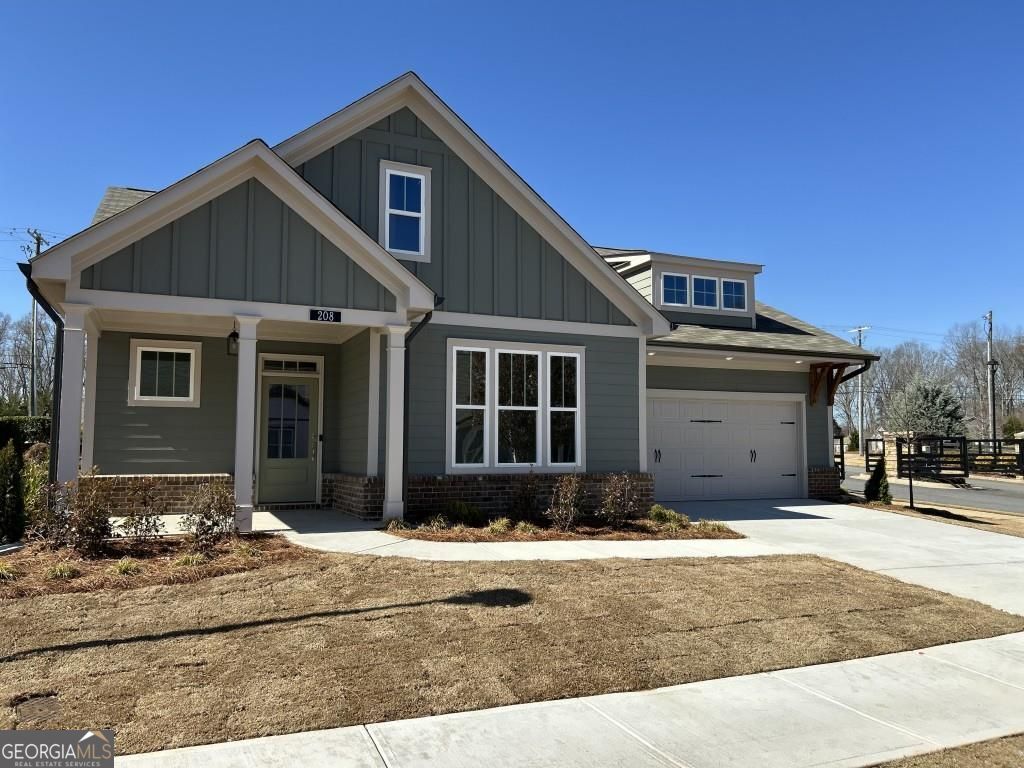 208 Saratoga Drive Property Photo