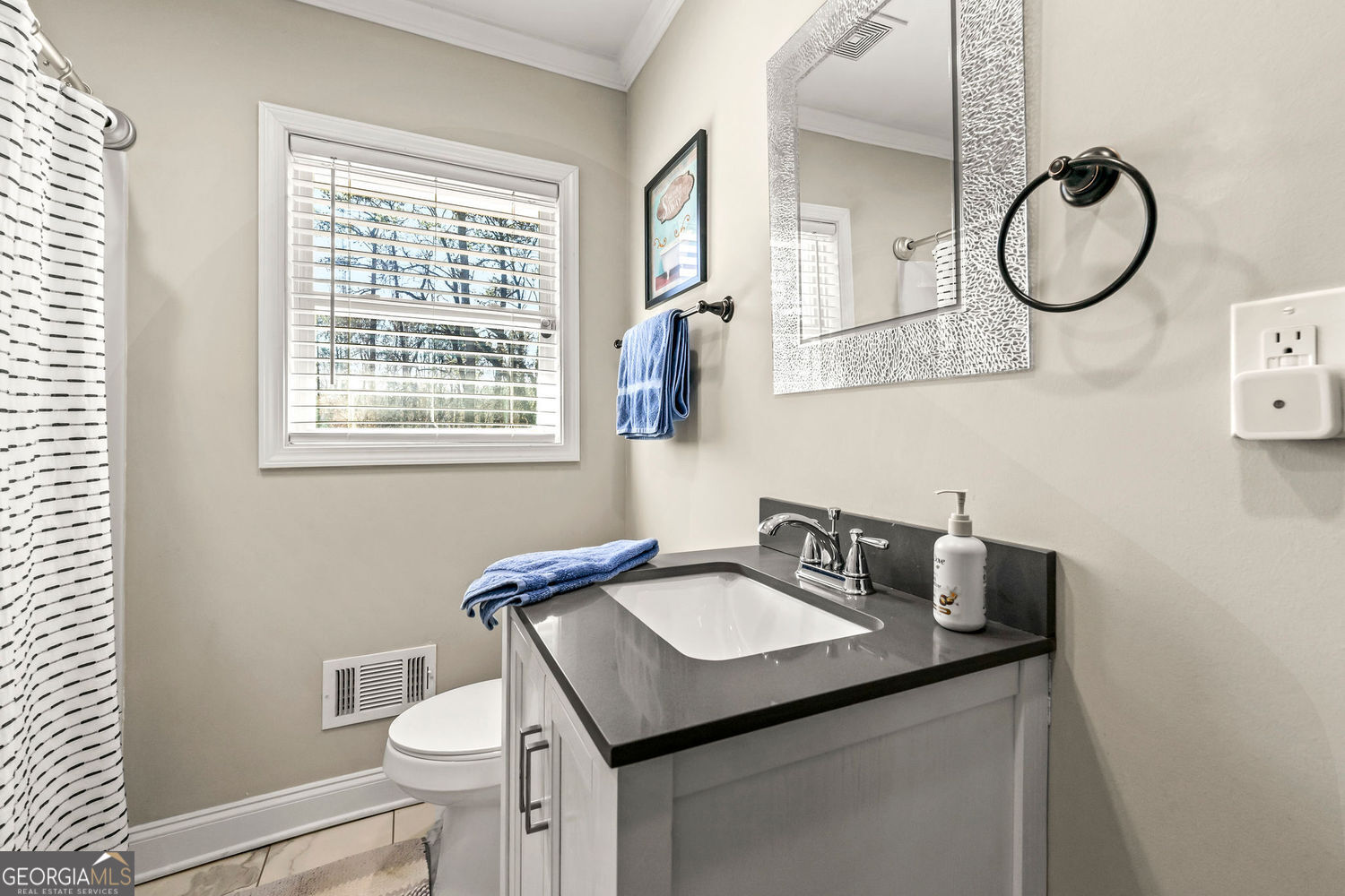 3515 Montreal Way Property Photo 19