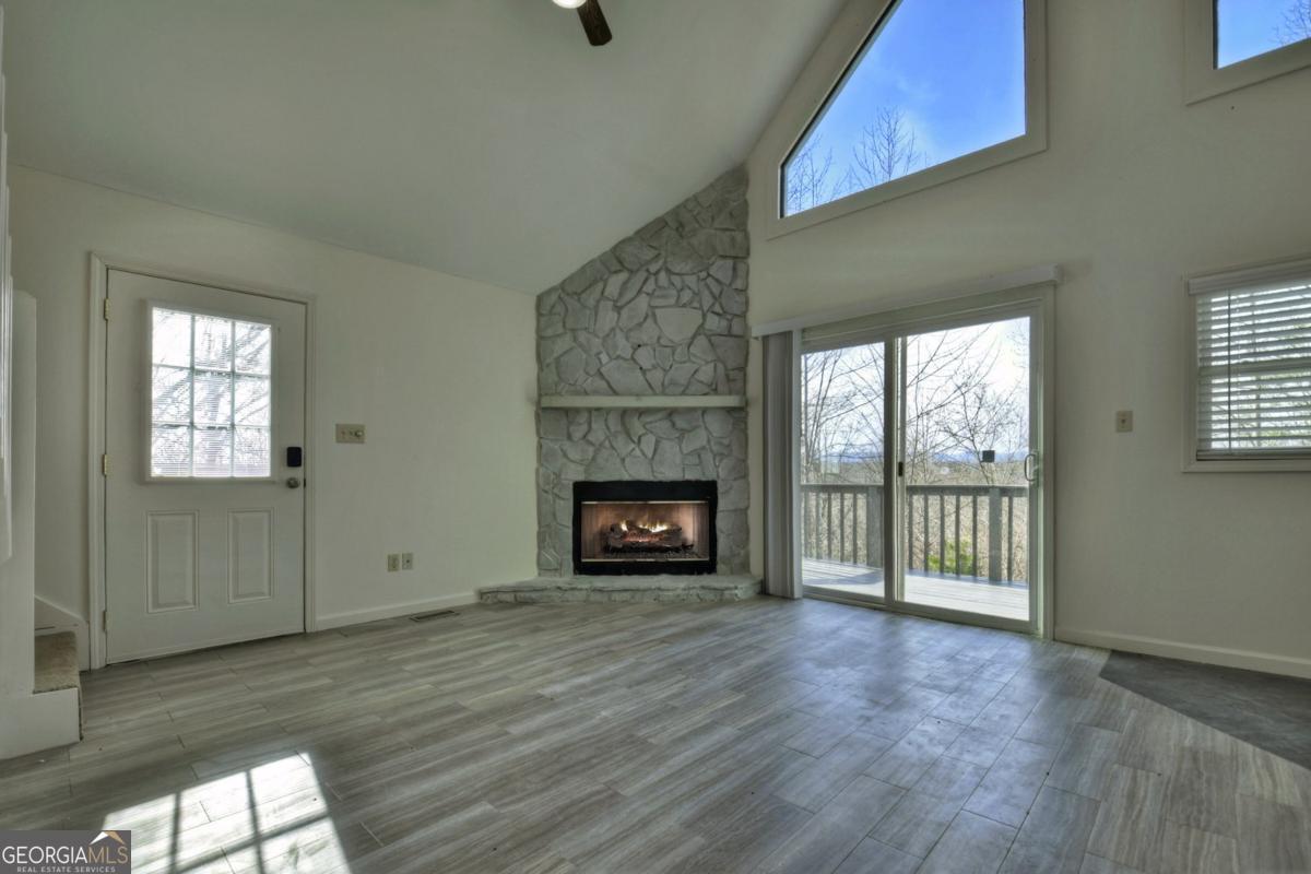374 Cherokee Court Property Photo 4