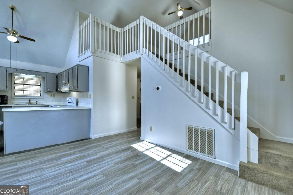 374 Cherokee Court Property Photo 6