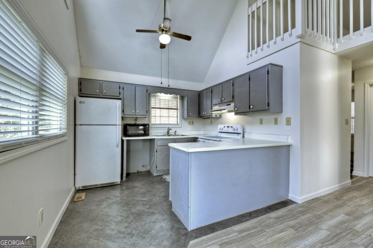 374 Cherokee Court Property Photo 7