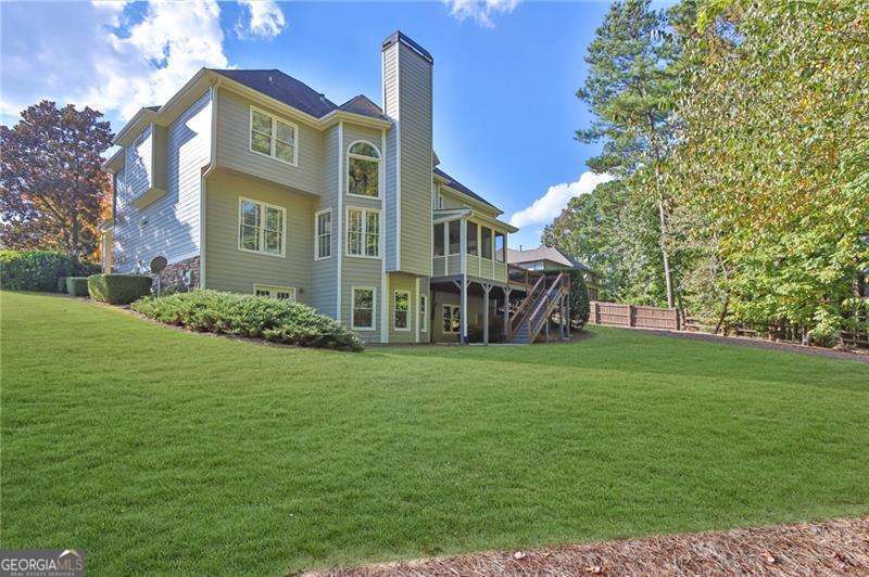 345 Oakwind Point Property Photo 5