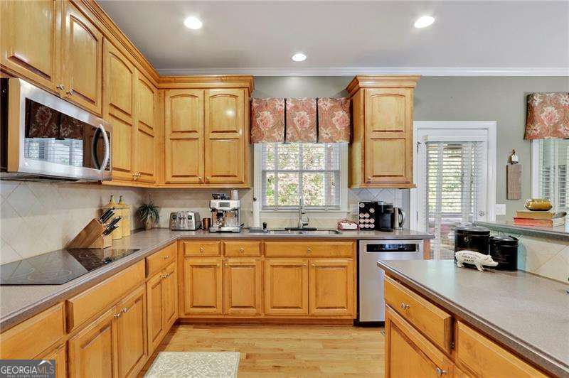 345 Oakwind Point Property Photo 16