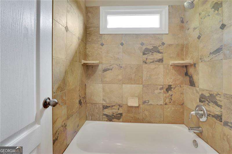 345 Oakwind Point Property Photo 20