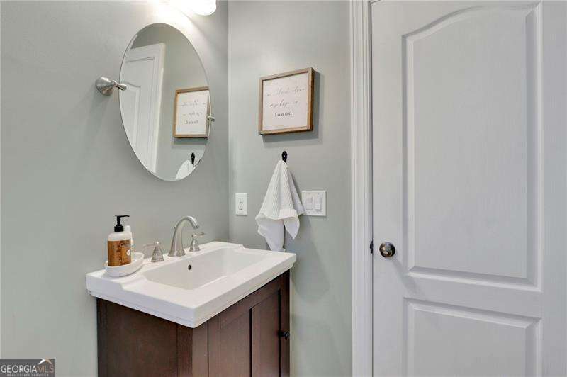 345 Oakwind Point Property Photo 35