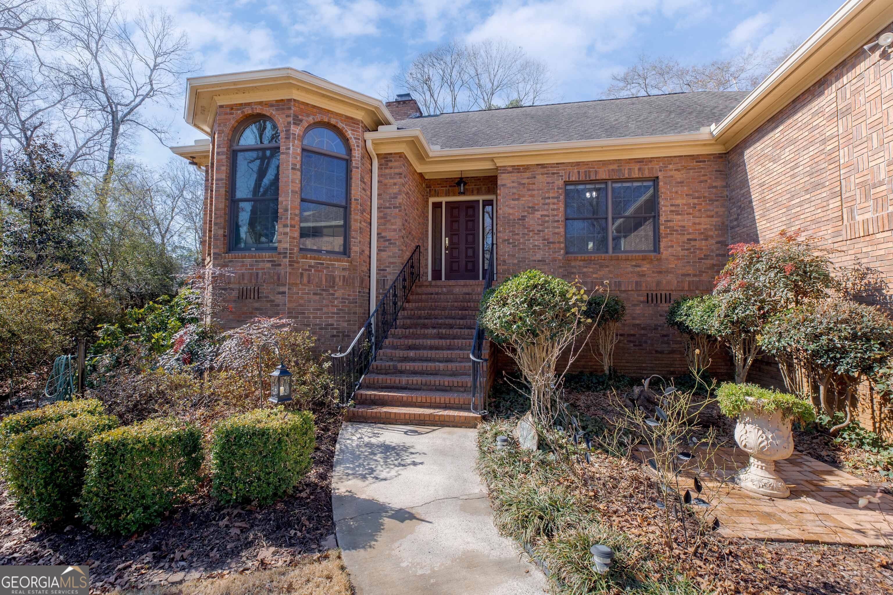 223 Fieldfare Drive Property Photo 2