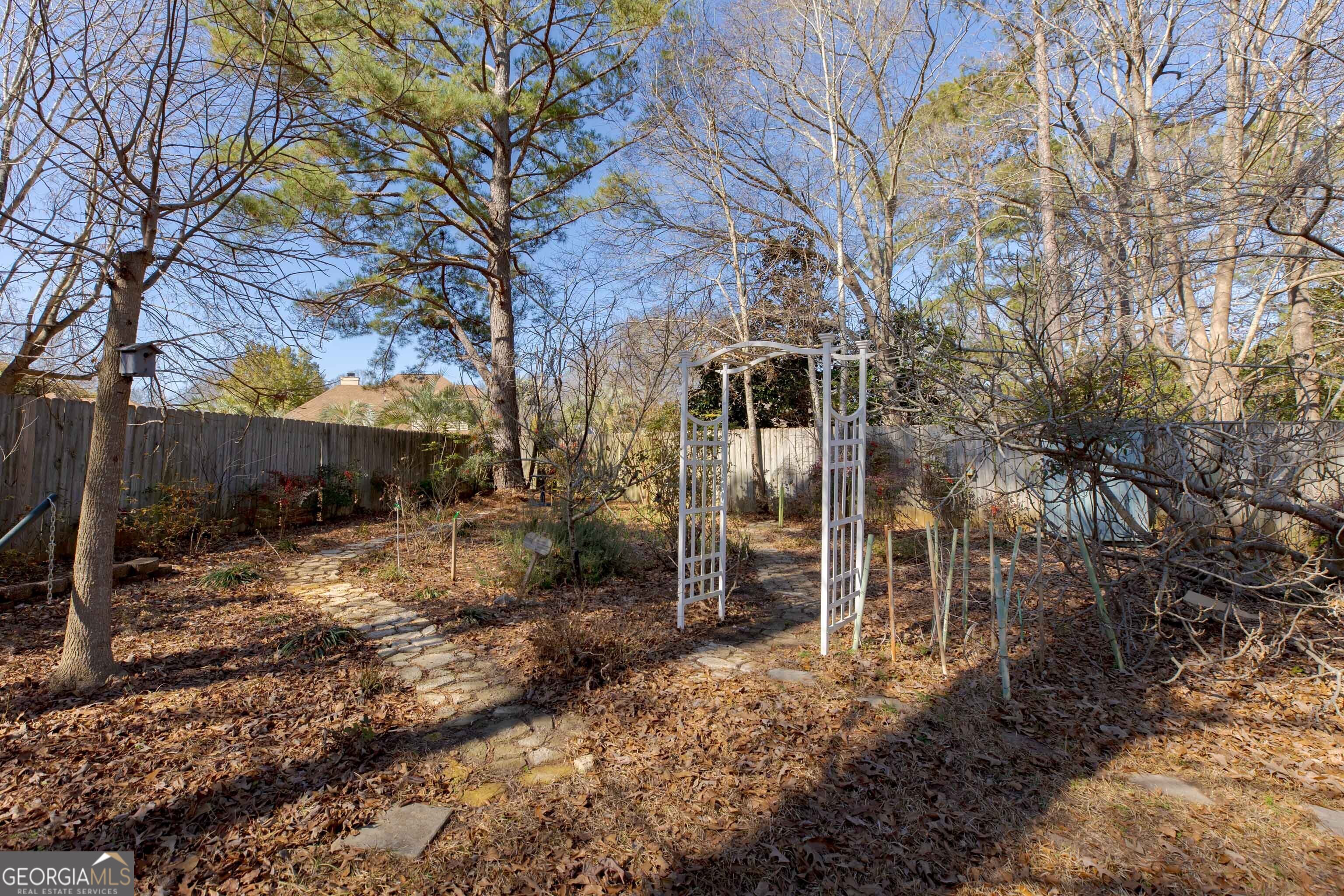 223 Fieldfare Drive Property Photo 38