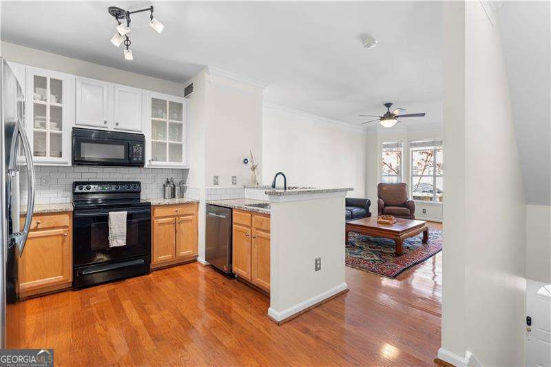 375 Highland Avenue Ne # 908 Property Photo 4