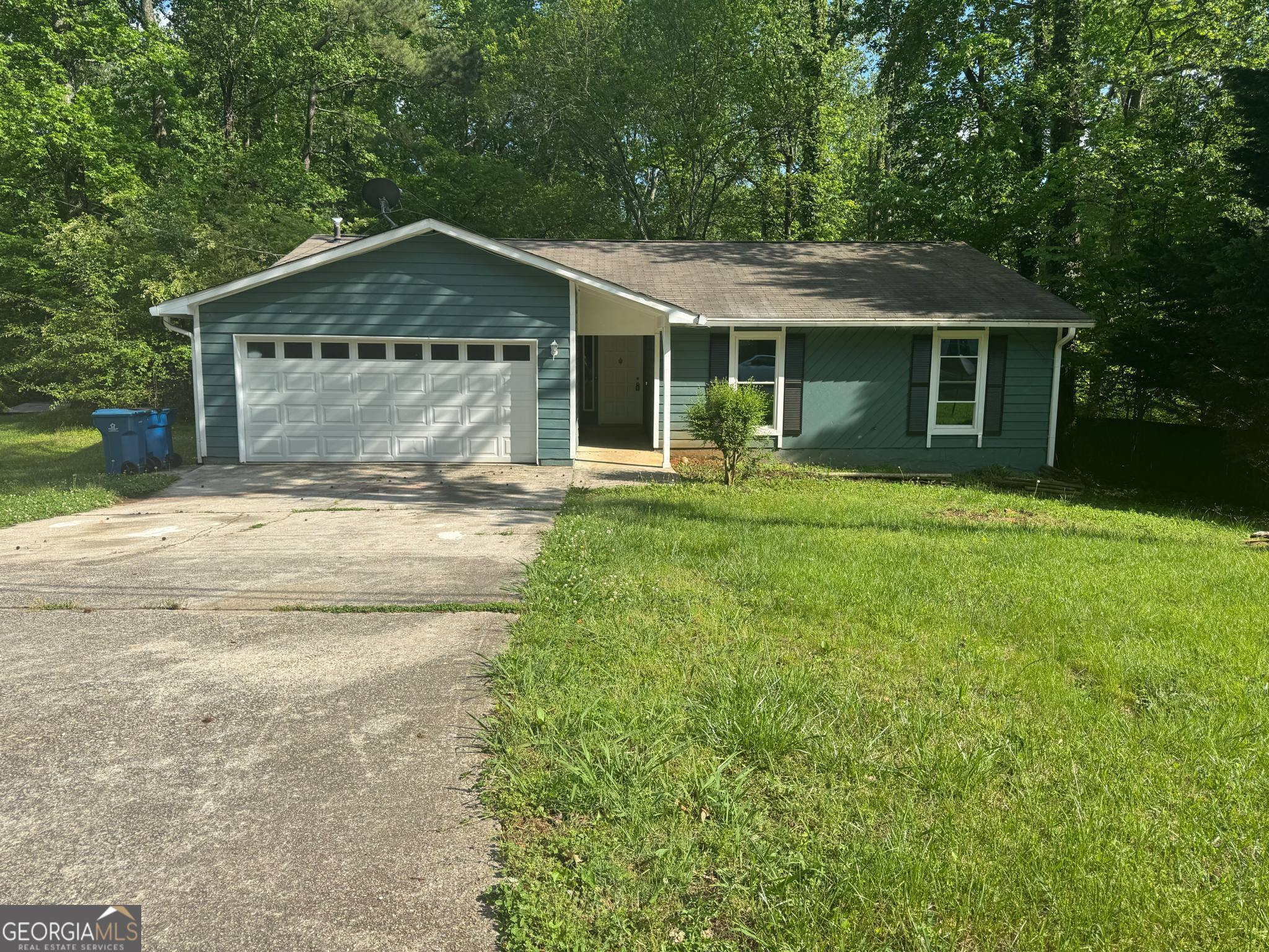 815 Oxford Hall Drive Property Photo