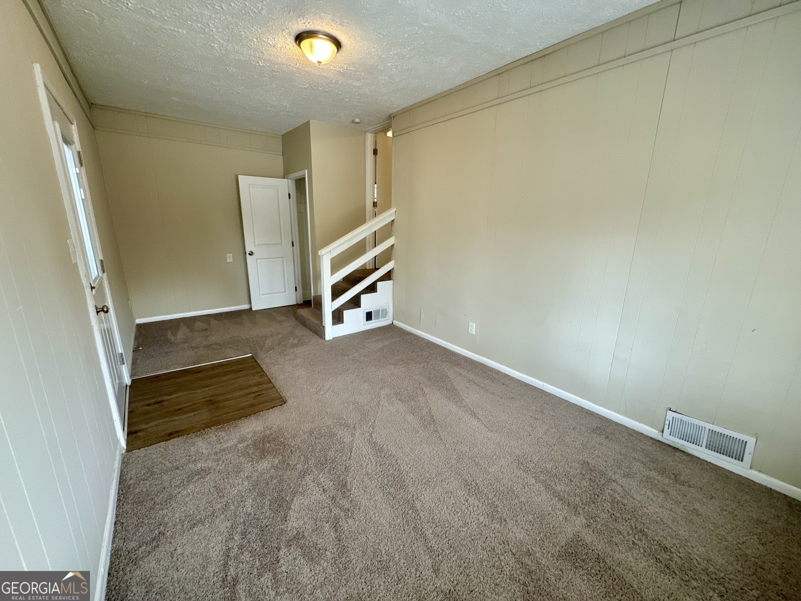 1908 S Columbia Place Property Photo 11