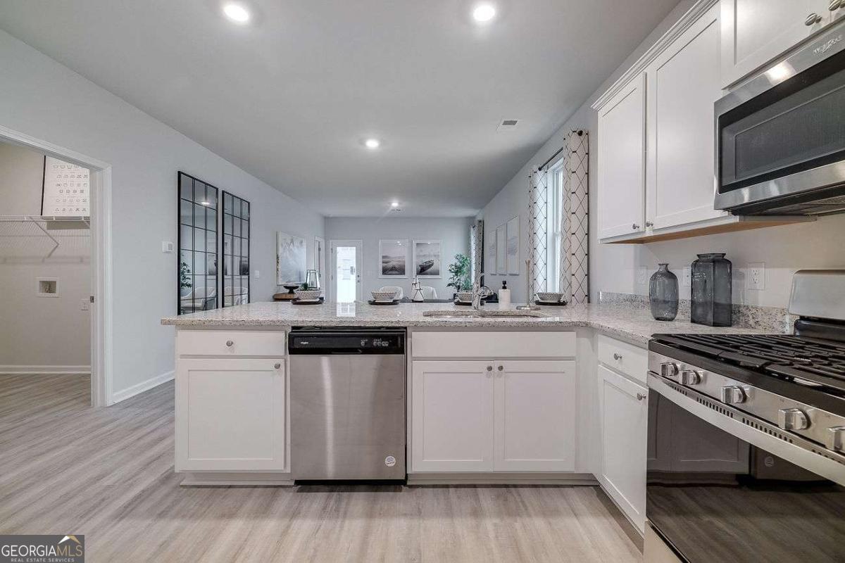 8 Jovita Drive Property Photo 13