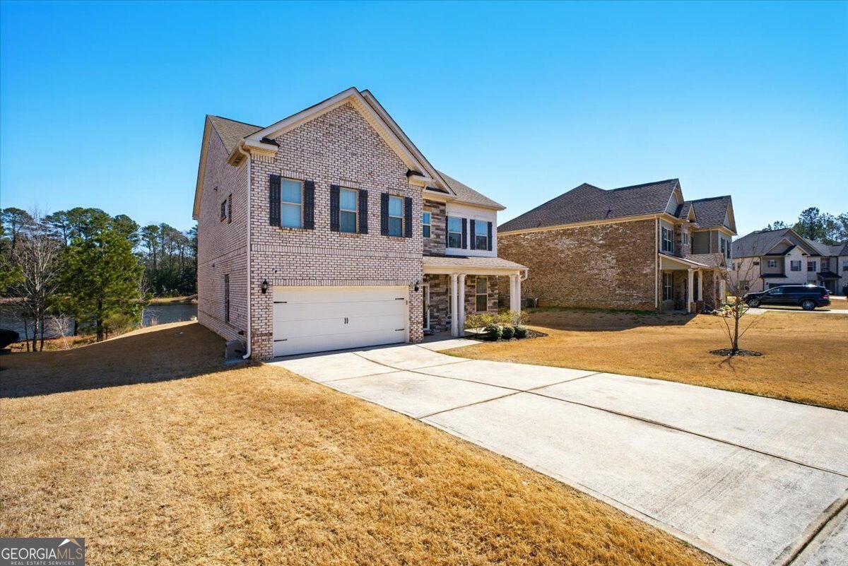 555 Birkdale Drive Property Photo 3