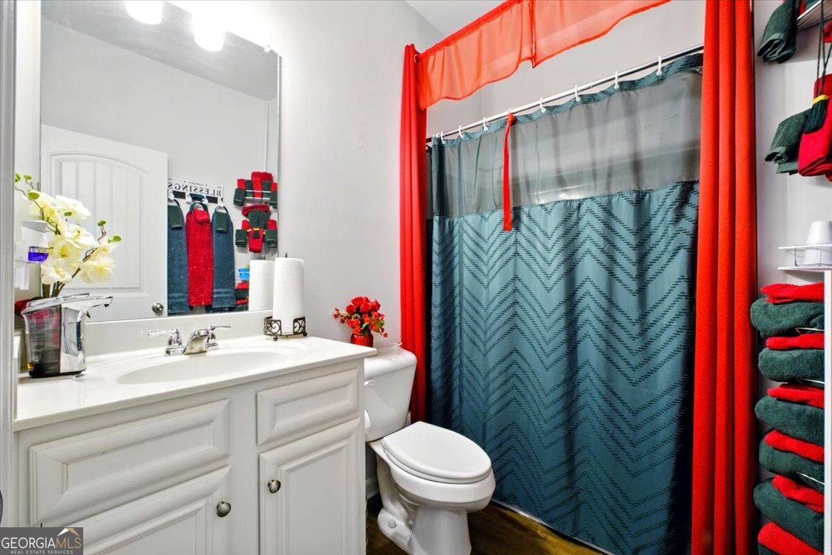 555 Birkdale Drive Property Photo 11
