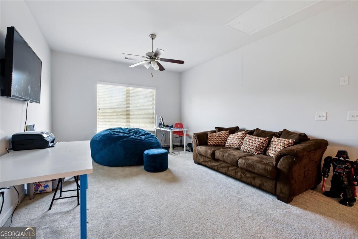 555 Birkdale Drive Property Photo 14