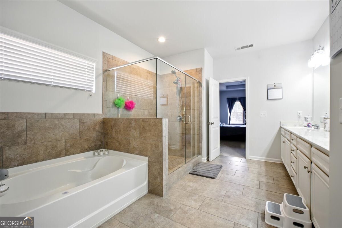555 Birkdale Drive Property Photo 22