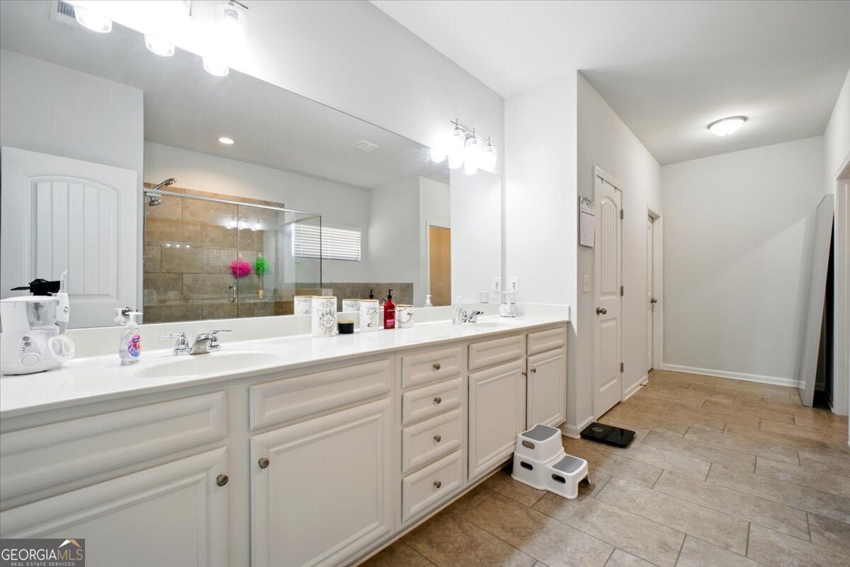555 Birkdale Drive Property Photo 23