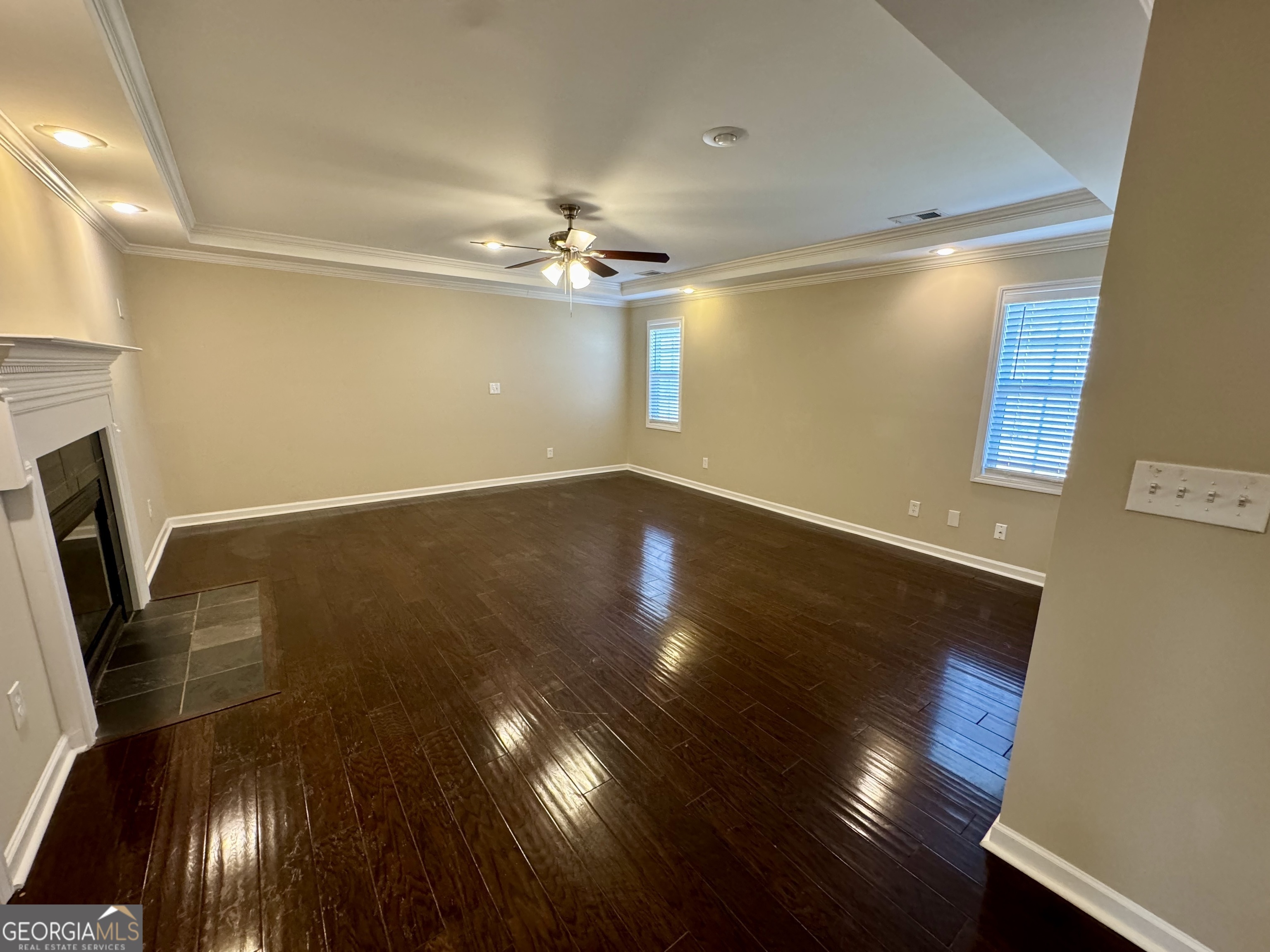 5319 Orly Terrace Property Photo 11