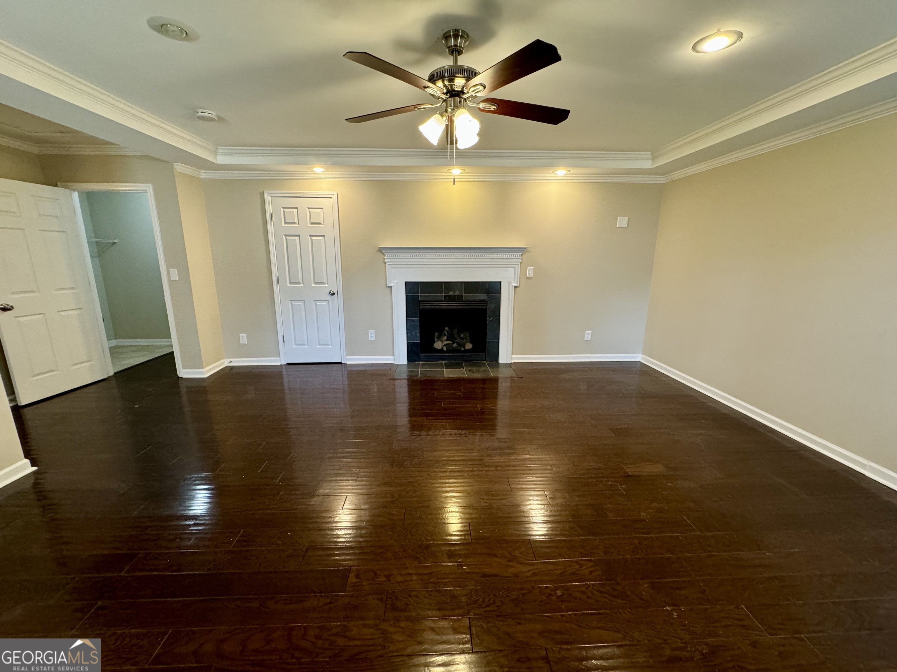 5319 Orly Terrace Property Photo 12