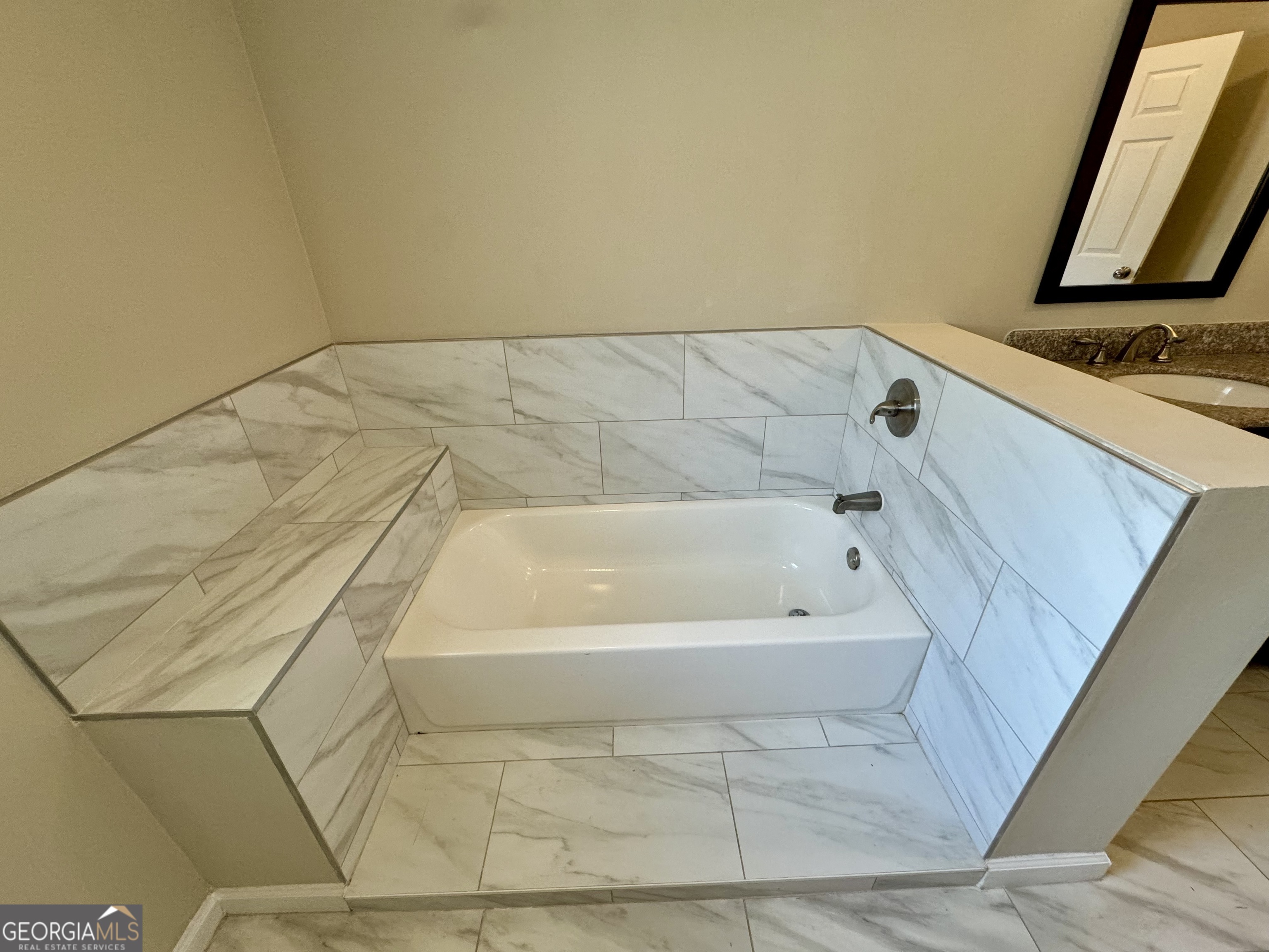 5319 Orly Terrace Property Photo 15