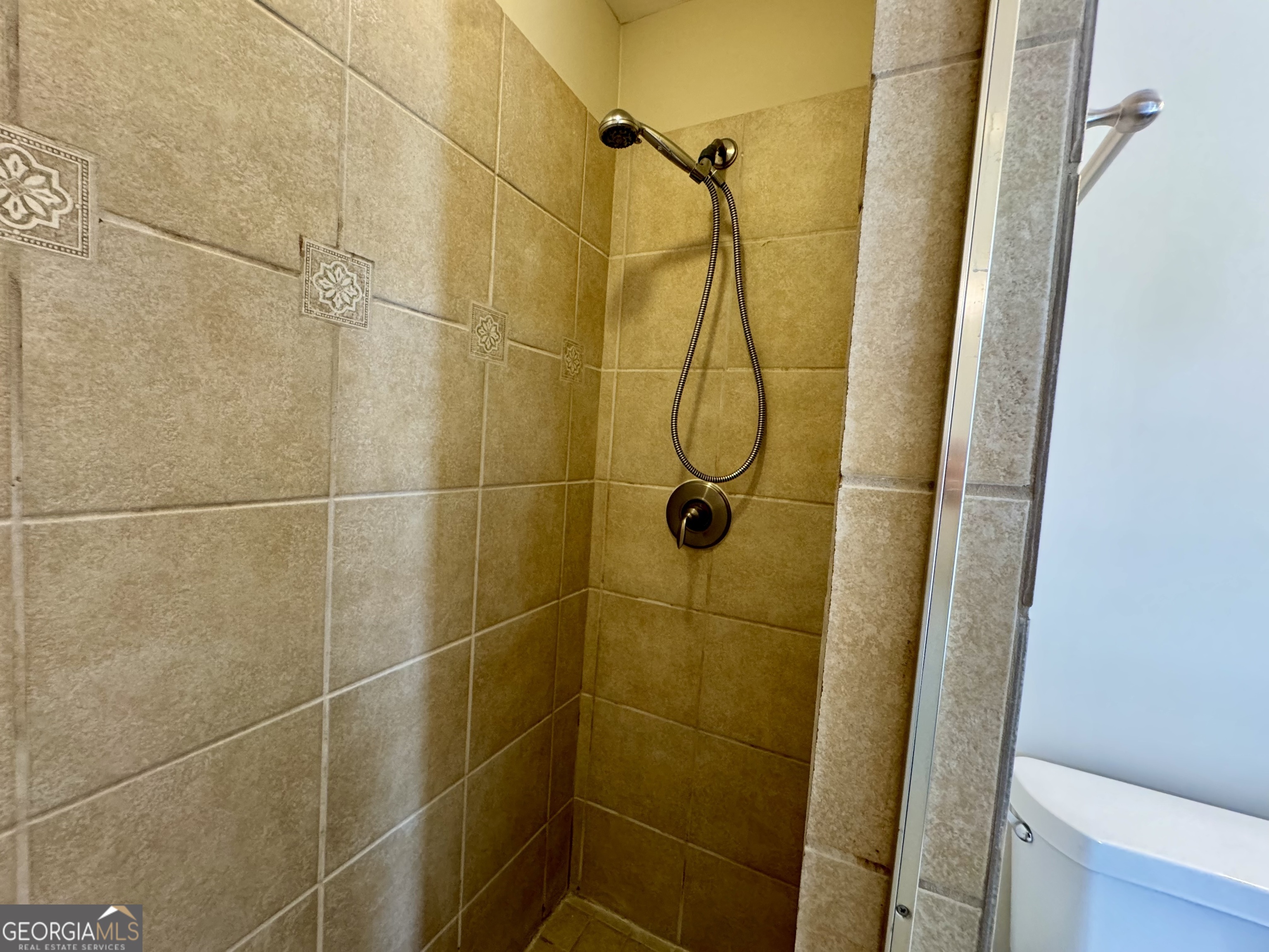 5319 Orly Terrace Property Photo 21
