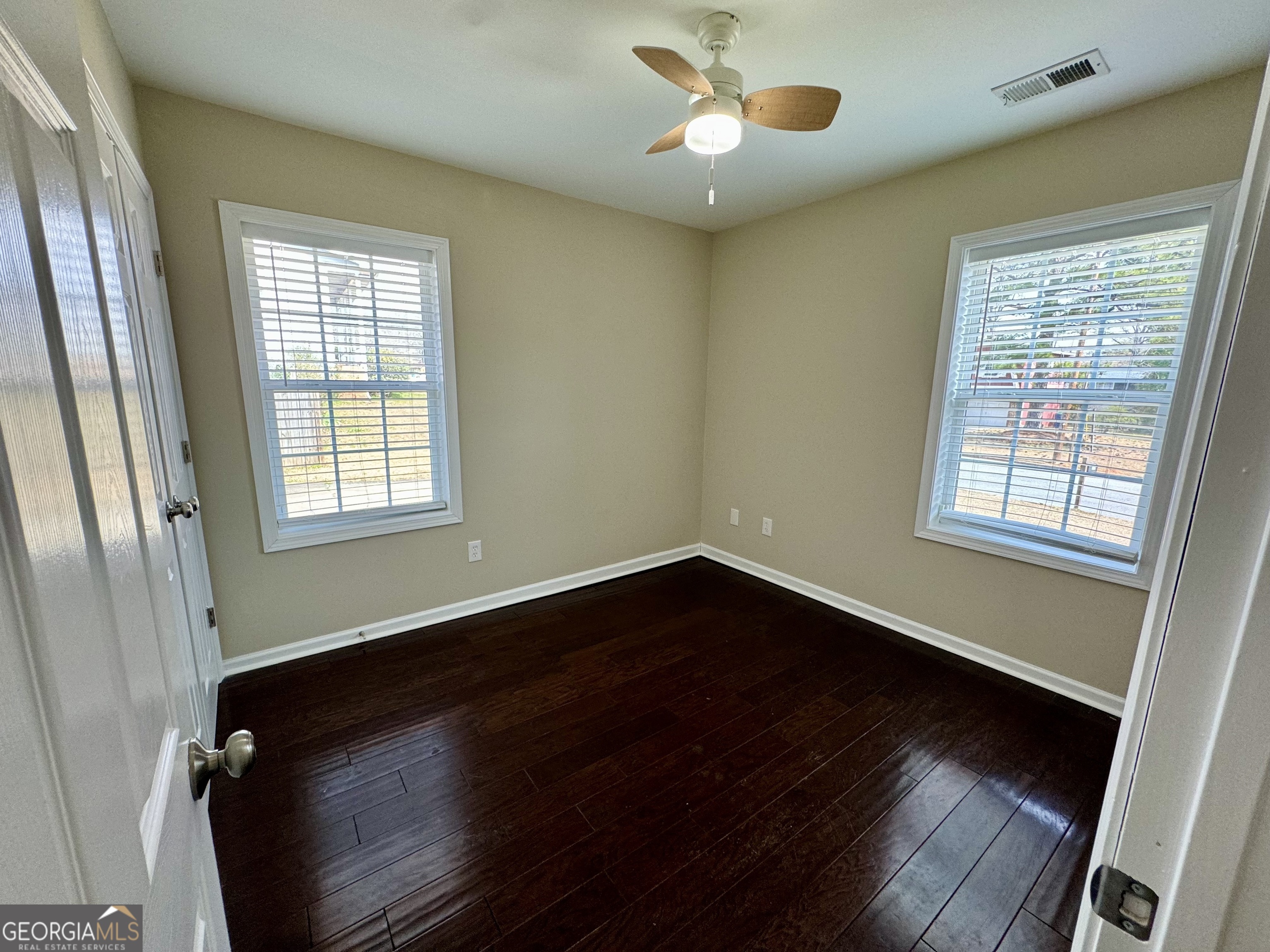 5319 Orly Terrace Property Photo 22